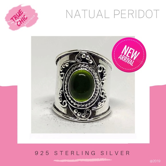 Natural Peridot Ring - Picture 1 of 2